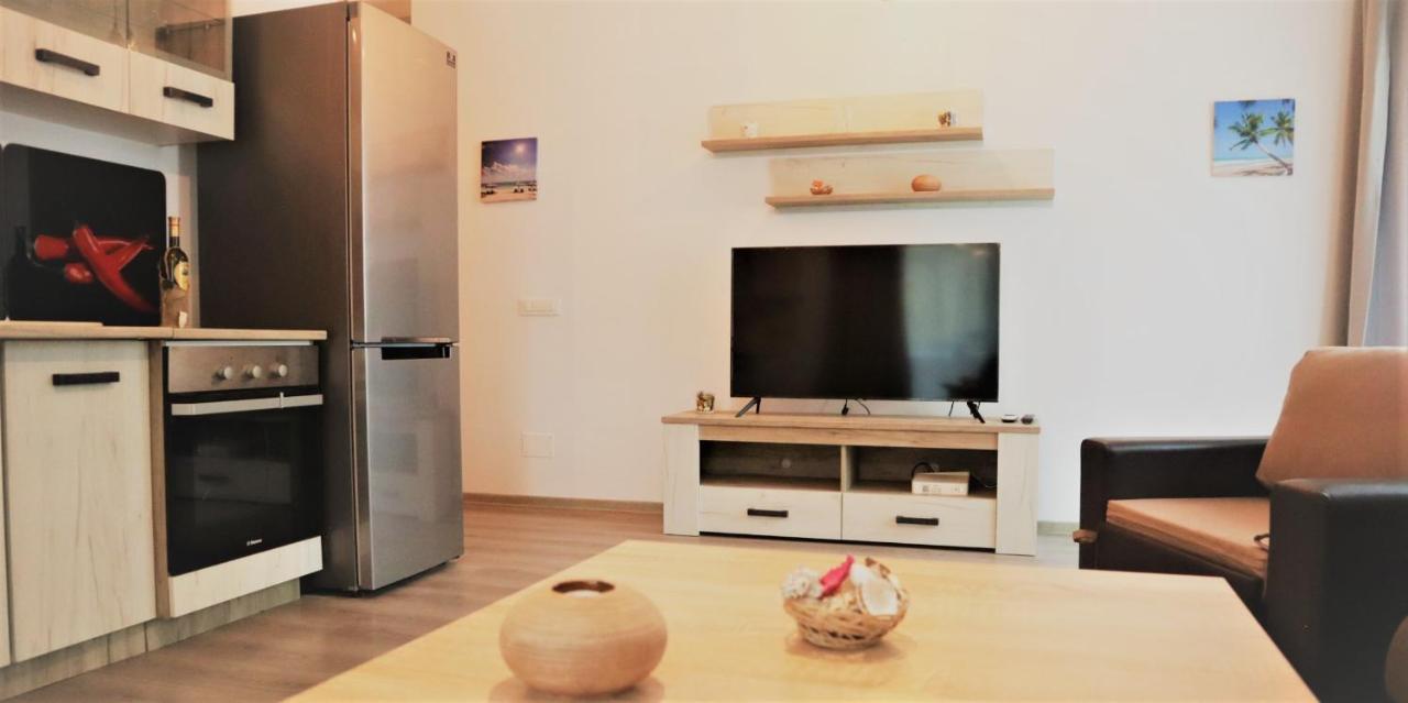 David Summer Apartment Two นาโวดาริ ภายนอก รูปภาพ