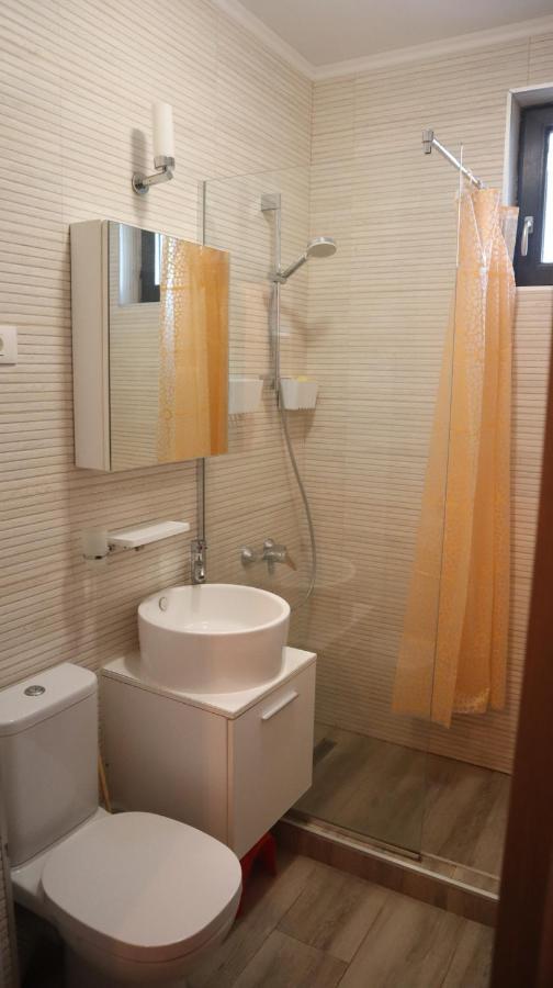David Summer Apartment Two นาโวดาริ ภายนอก รูปภาพ